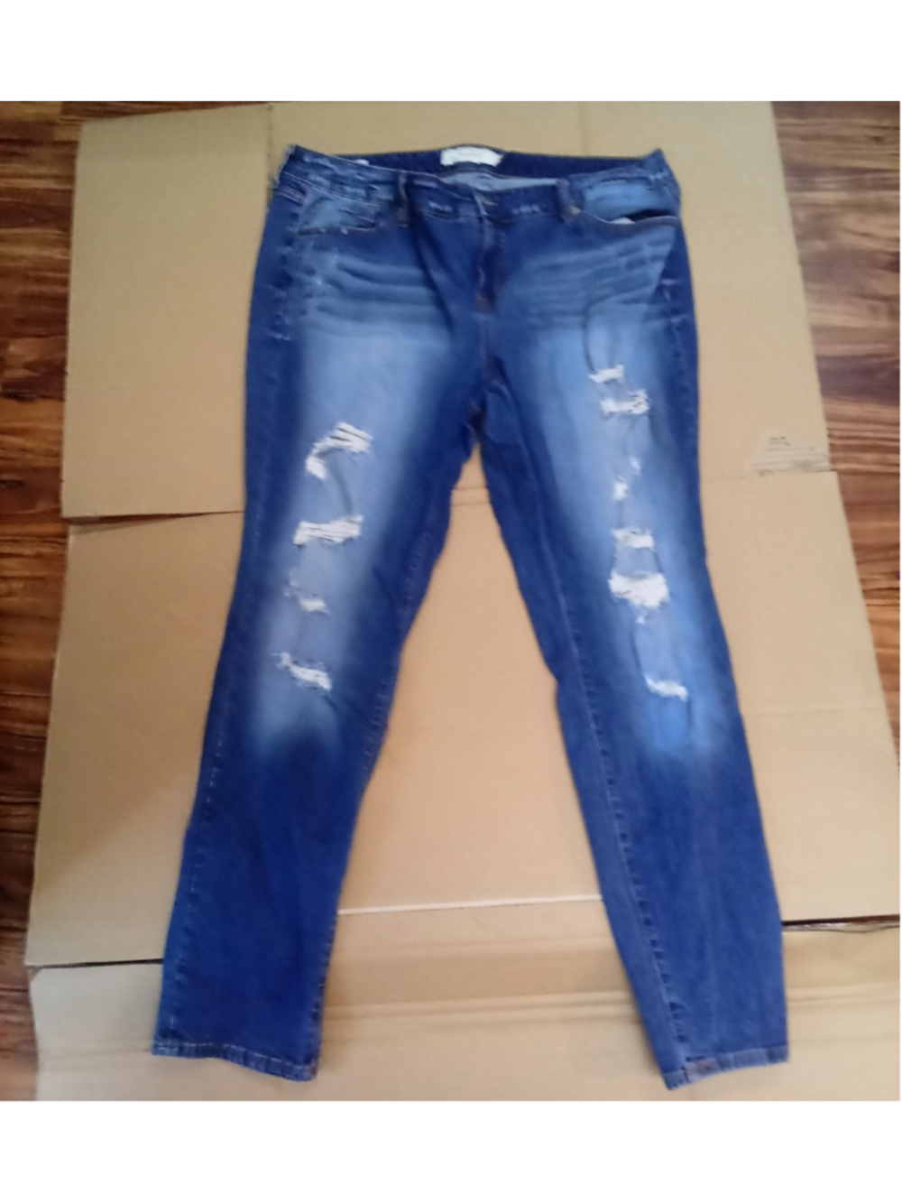 Torrid Plus Size 20 Skinny Jeans Distressed Blue Denim